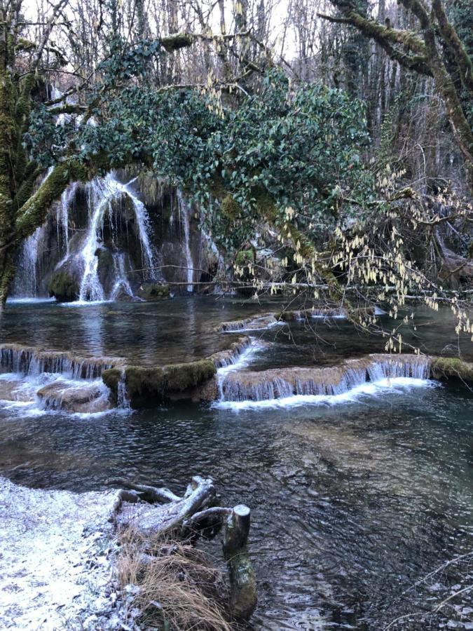 Gite de la cascade Les Planches-pres-Arbois Exterior foto